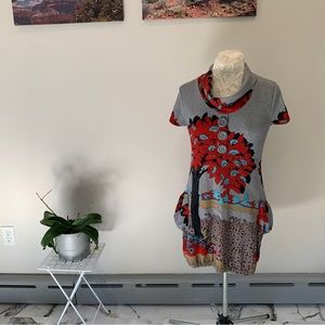 Sweater tree dress with gusset pockets